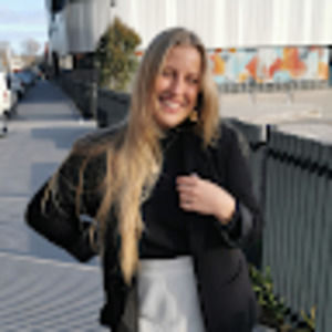 Meet your Posher, Zoe